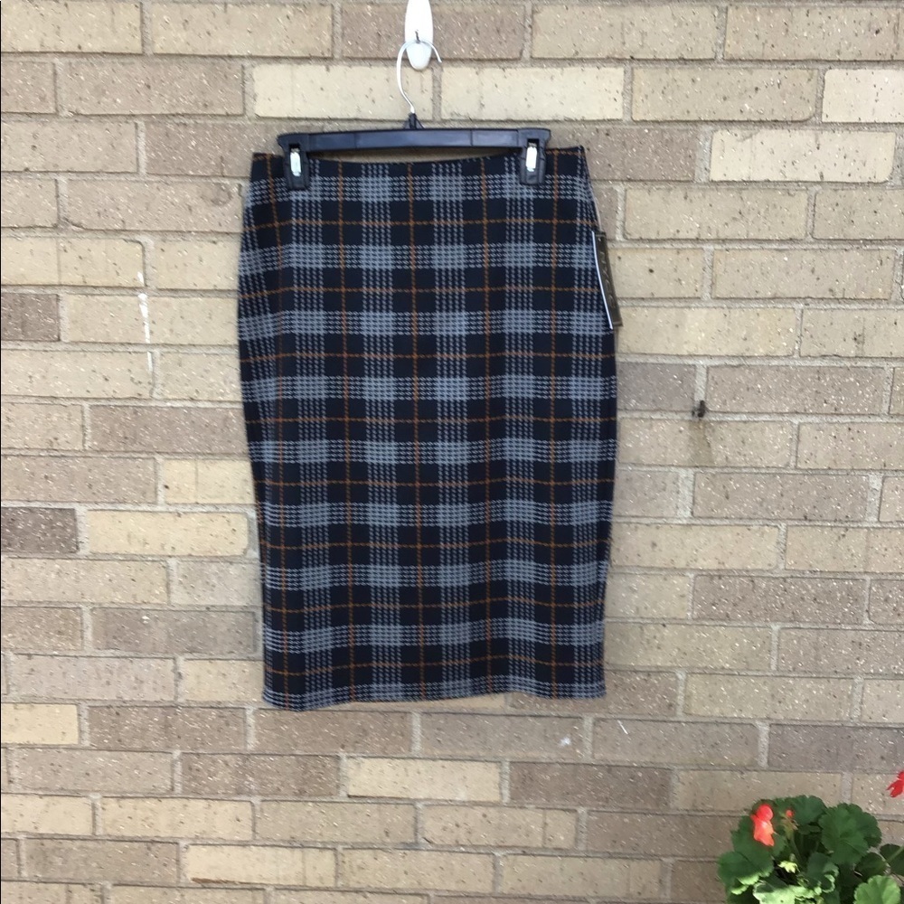 NYCC Plaid Pencil Skirt